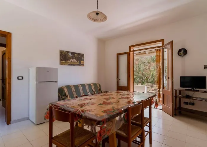 Immerso Nel Torre Pali